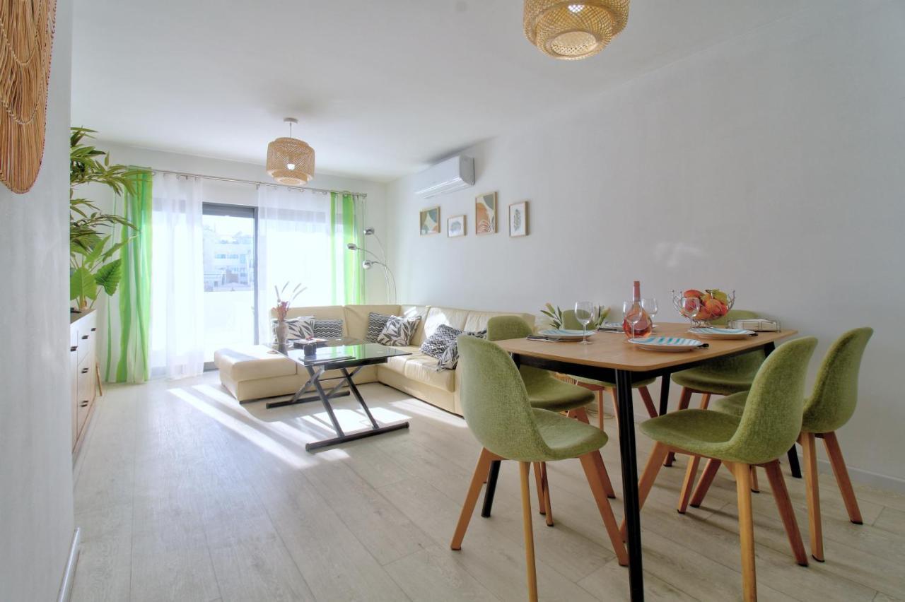 Center Location, Ac, Swimming Pool, And Parking Apartman Olhão Kültér fotó