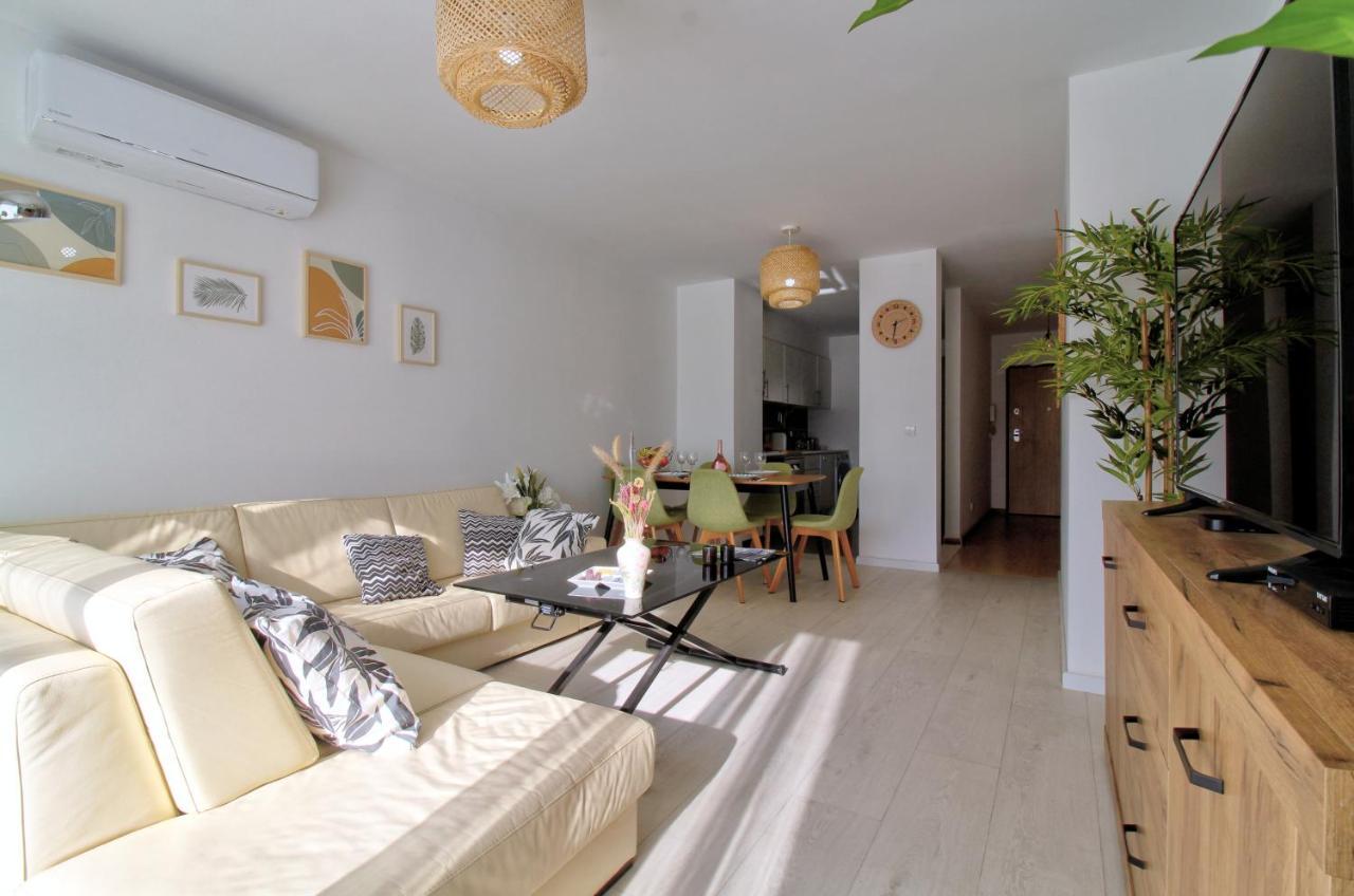 Center Location, Ac, Swimming Pool, And Parking Apartman Olhão Kültér fotó